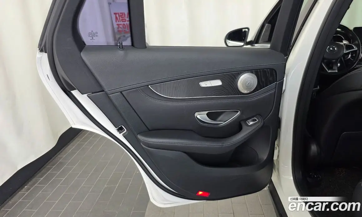 Mercedes-Benz GLC-Class 2017 2.1 автомат (гидро), фото 15 Mercedes-Benz GLC-Class 2017 2.1 автомат (гидро), фото 15