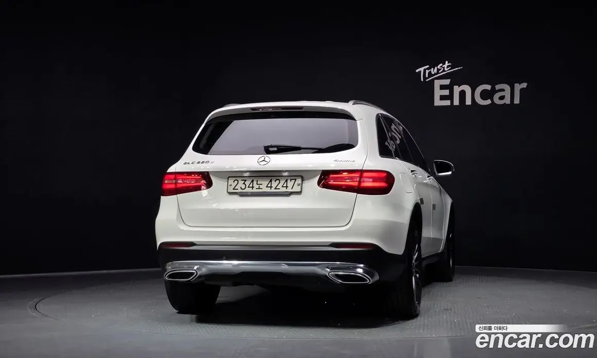 Mercedes-Benz GLC-Class 2017 2.1 автомат (гидро), фото 4 Mercedes-Benz GLC-Class 2017 2.1 автомат (гидро), фото 4