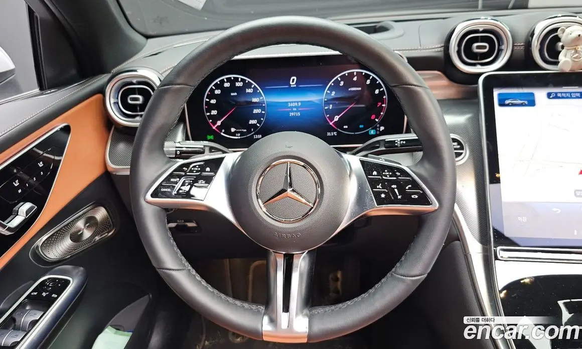 Mercedes-Benz GLC-Class 2025 2.0 автомат (гидро), фото 12