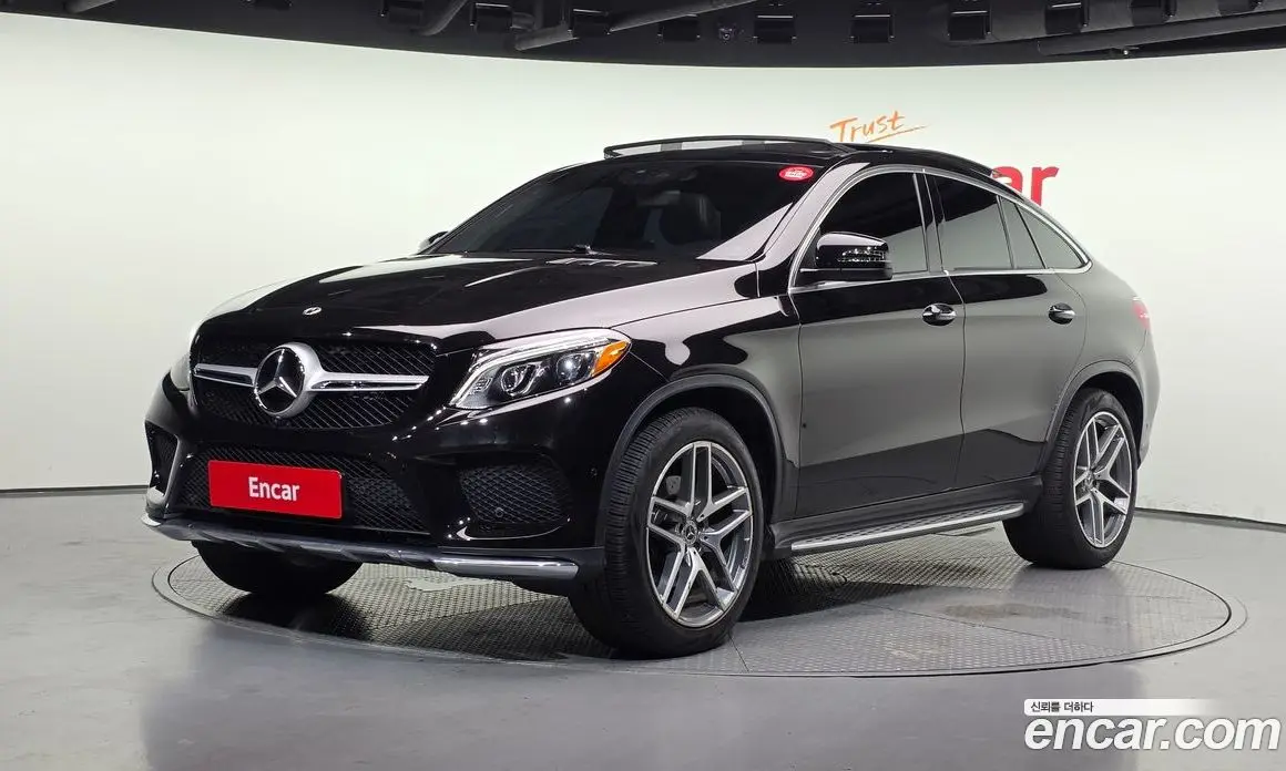 Mercedes-Benz GLE-Class 2018 3.0 автомат (гидро), фото 1 Mercedes-Benz GLE-Class 2018 3.0 автомат (гидро), фото 1