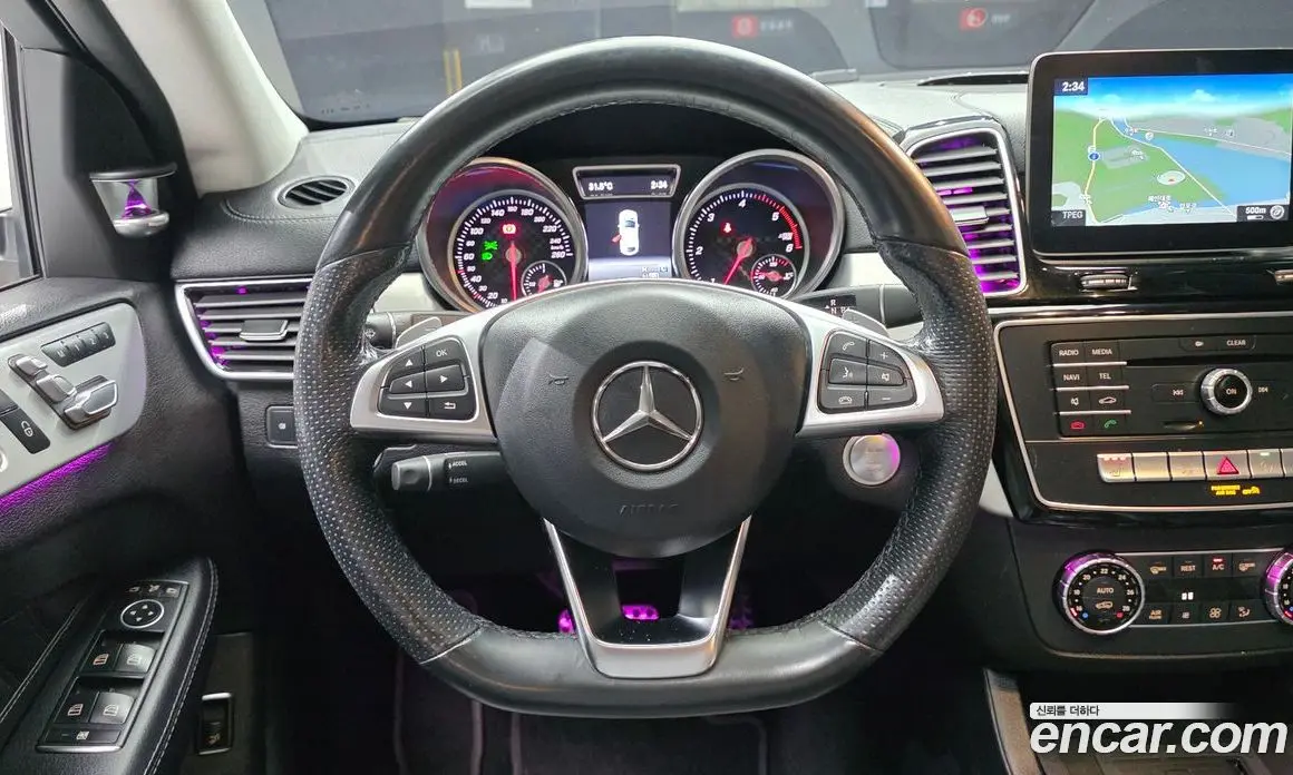 Mercedes-Benz GLE-Class 2018 3.0 автомат (гидро), фото 13 Mercedes-Benz GLE-Class 2018 3.0 автомат (гидро), фото 13