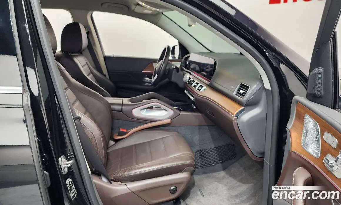 Mercedes-Benz GLE-Class 2019 3.0 автомат (гидро), фото 16 Mercedes-Benz GLE-Class 2019 3.0 автомат (гидро), фото 16