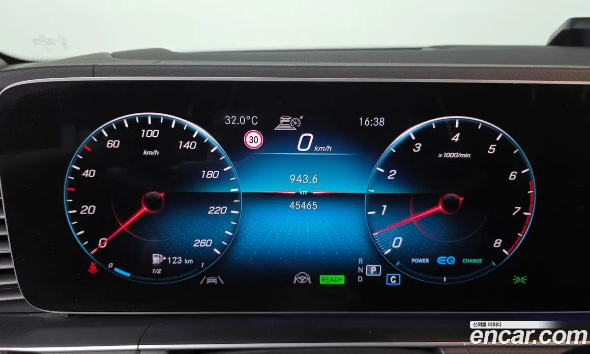 Mercedes-Benz GLE-Class 2020 3.0 автомат (гидро), фото 8 Mercedes-Benz GLE-Class 2020 3.0 автомат (гидро), фото 8