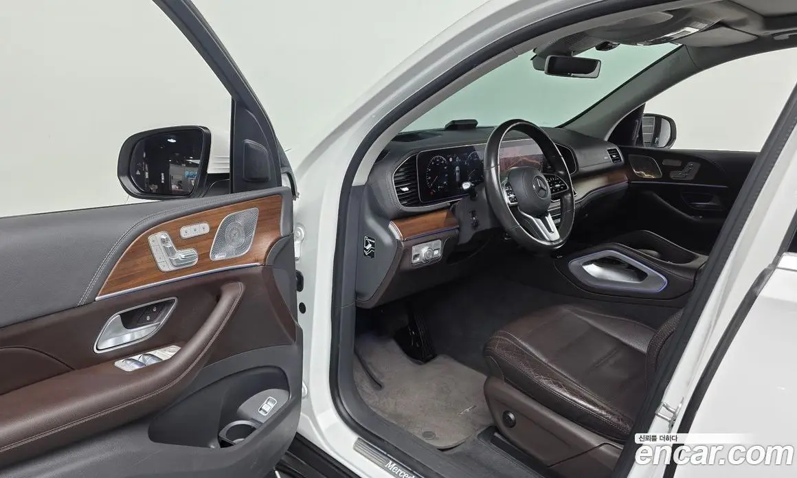 Mercedes-Benz GLE-Class 2020 3.0 автомат (гидро), фото 10 Mercedes-Benz GLE-Class 2020 3.0 автомат (гидро), фото 10