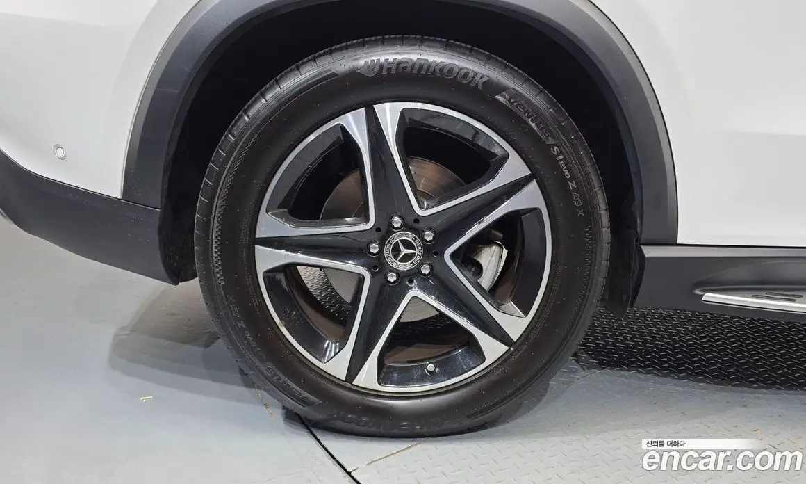 Mercedes-Benz GLE-Class 2022 2.0 автомат (гидро), фото 5 Mercedes-Benz GLE-Class 2022 2.0 автомат (гидро), фото 5