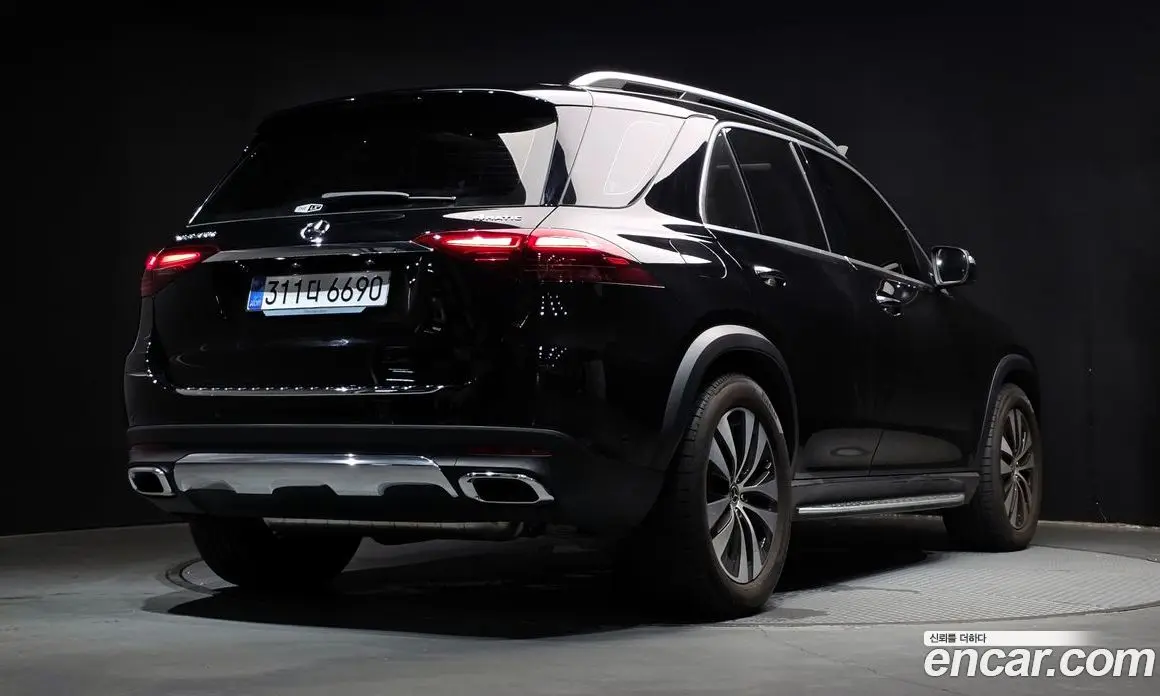 Mercedes-Benz GLE-Class 2025 2.0 автомат (гидро), фото 2 Mercedes-Benz GLE-Class 2025 2.0 автомат (гидро), фото 2