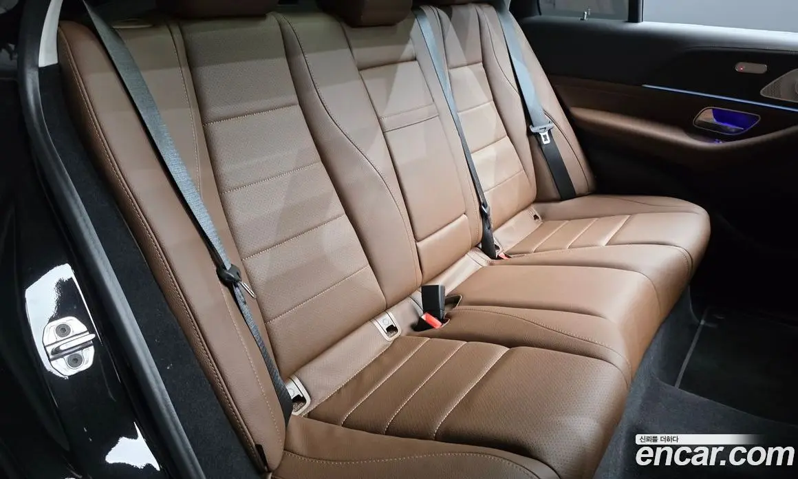 Mercedes-Benz GLE-Class 2025 2.0 автомат (гидро), фото 17 Mercedes-Benz GLE-Class 2025 2.0 автомат (гидро), фото 17