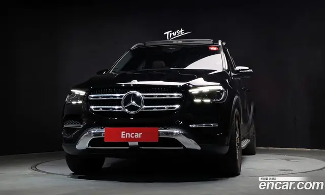 Mercedes-Benz GLE-Class 2025 2.0 автомат (гидро), миниатюра 3 Mercedes-Benz GLE-Class 2025 2.0 автомат (гидро), миниатюра 3
