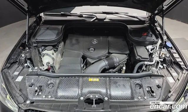 Mercedes-Benz GLE-Class 2025 2.0 автомат (гидро), миниатюра 6 Mercedes-Benz GLE-Class 2025 2.0 автомат (гидро), миниатюра 6