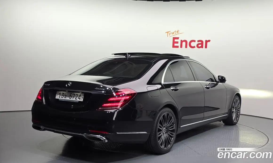 Mercedes-Benz S-Class 2019 3.0 автомат (гидро), фото 2 Mercedes-Benz S-Class 2019 3.0 автомат (гидро), фото 2