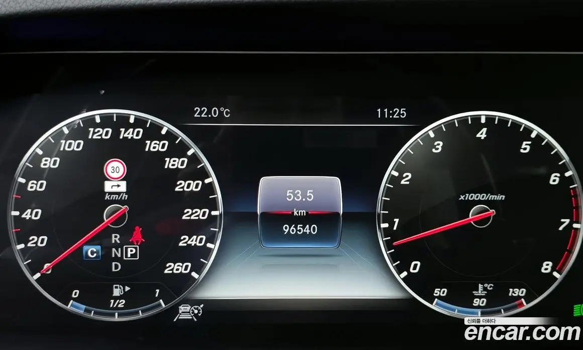 Mercedes-Benz S-Class 2019 3.0 автомат (гидро), фото 8 Mercedes-Benz S-Class 2019 3.0 автомат (гидро), фото 8