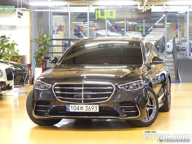 Mercedes-Benz S-Class 2021 2.9 автомат (гидро), миниатюра 3