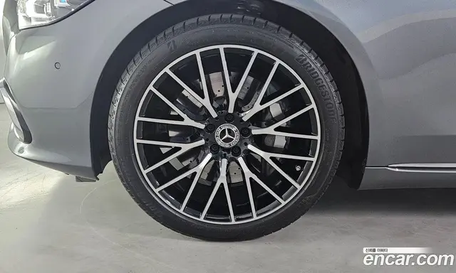 Mercedes-Benz S-Class 2025 3.0 автомат (гидро), миниатюра 5