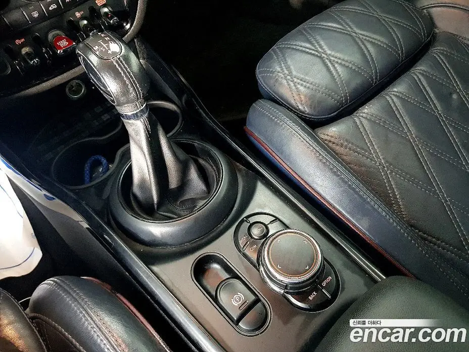 Mini Clubman 2017 1.5 автомат (гидро), фото 13 Mini Clubman 2017 1.5 автомат (гидро), фото 13