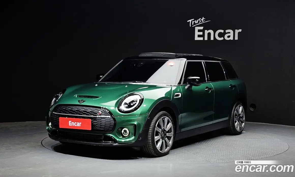 Mini Clubman 2022 2.0 автомат (гидро), фото 1 Mini Clubman 2022 2.0 автомат (гидро), фото 1