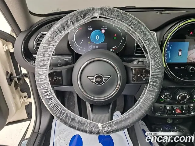 Mini Clubman 2022 1.5 автомат (гидро), миниатюра 8 Mini Clubman 2022 1.5 автомат (гидро), миниатюра 8