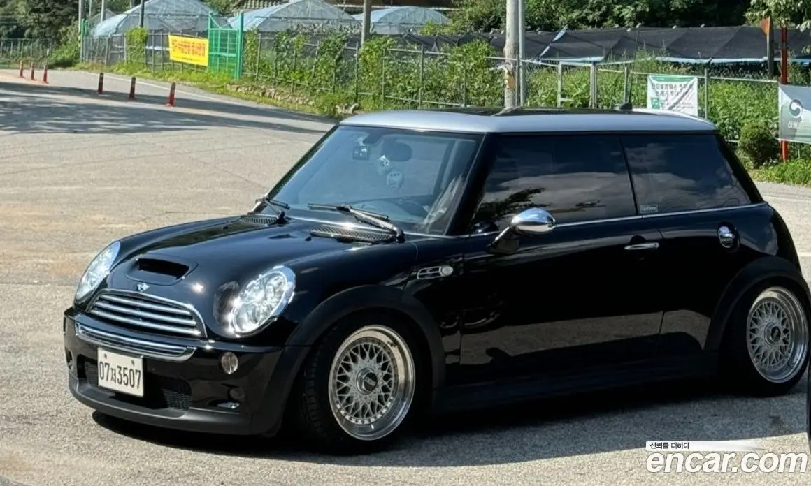 Mini Cooper 2005 1.6 автомат (гидро), фото 15 Mini Cooper 2005 1.6 автомат (гидро), фото 15