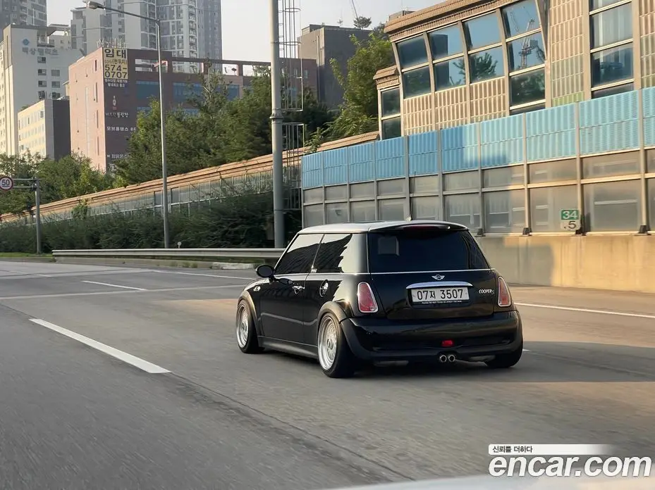 Mini Cooper 2005 1.6 автомат (гидро), фото 19 Mini Cooper 2005 1.6 автомат (гидро), фото 19