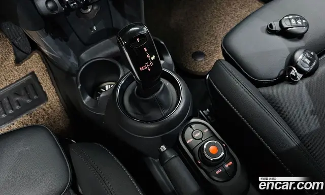 Mini Cooper 2020 1.5 автомат (гидро), миниатюра 11