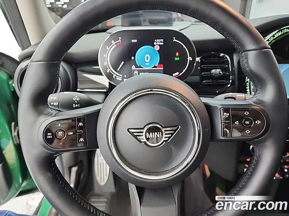 Mini Cooper 2021 2.0 автомат (гидро), фото 20 Mini Cooper 2021 2.0 автомат (гидро), фото 20