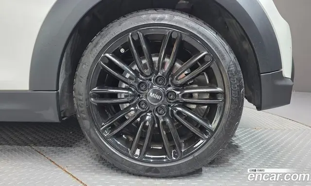 Mini Cooper 2023 1.5 автомат (гидро), миниатюра 7 Mini Cooper 2023 1.5 автомат (гидро), миниатюра 7