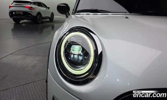 Mini Cooper 2023 1.5 автомат (гидро), миниатюра 8 Mini Cooper 2023 1.5 автомат (гидро), миниатюра 8