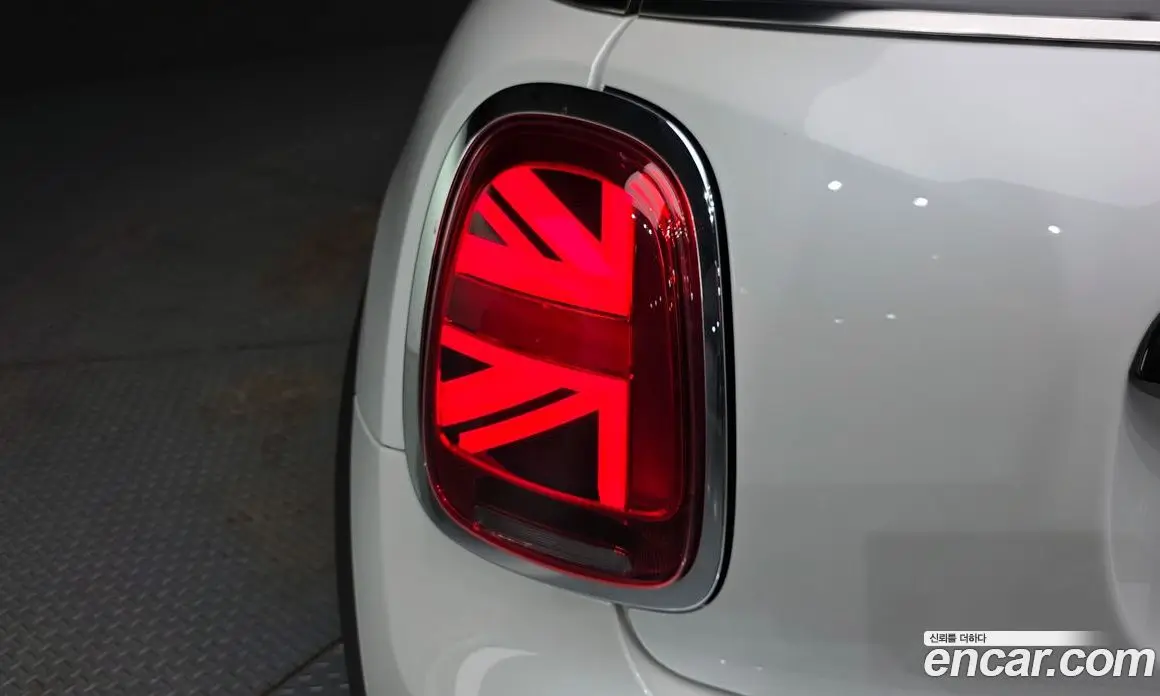 Mini Cooper 2023 1.5 автомат (гидро), фото 9 Mini Cooper 2023 1.5 автомат (гидро), фото 9