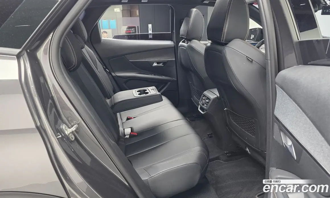 Peugeot 3008 2018 1.6 автомат (гидро), фото 16