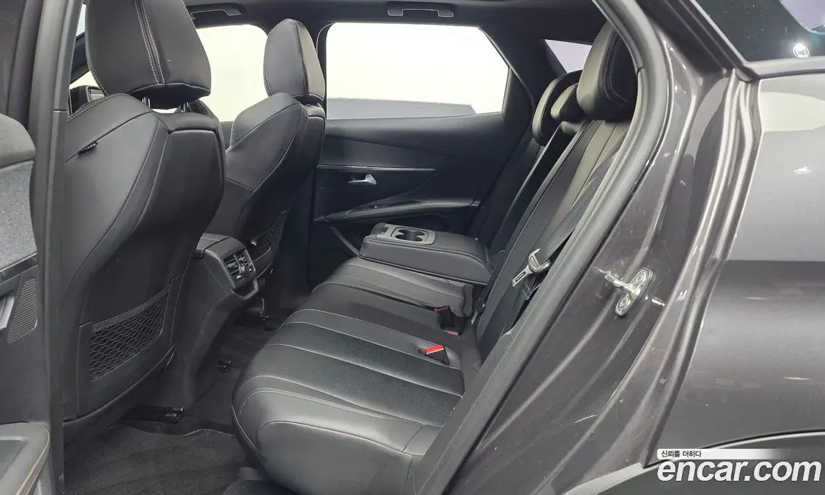 Peugeot 3008 2018 1.6 автомат (гидро), фото 18