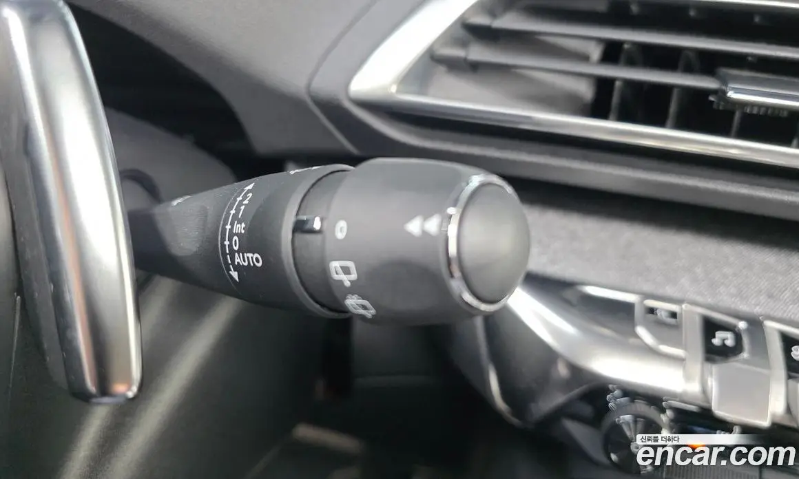 Peugeot 3008 2018 1.6 автомат (гидро), фото 28