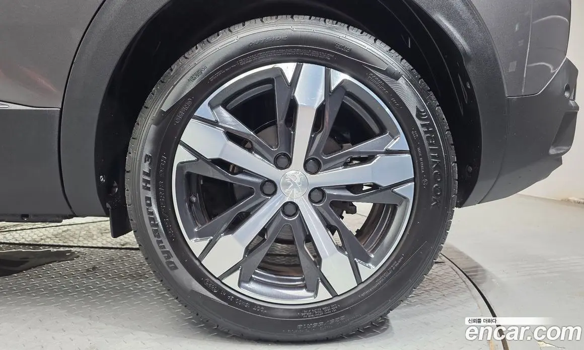 Peugeot 3008 2018 1.6 автомат (гидро), фото 7
