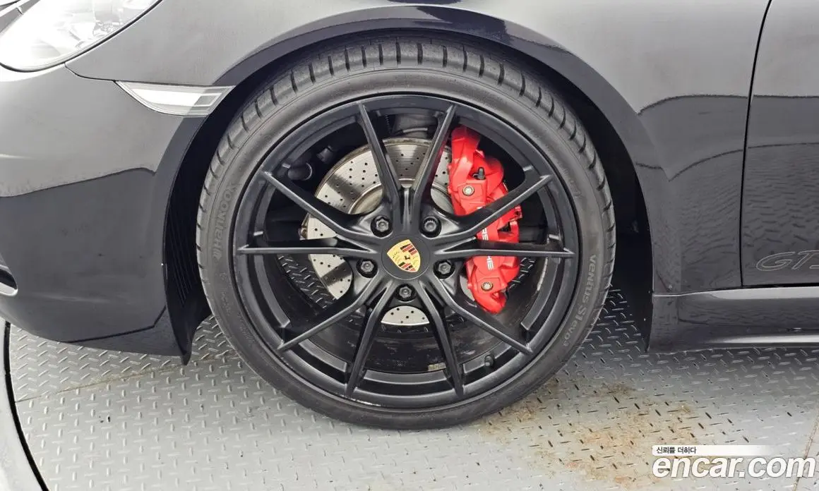 Porsche 718 2019 2.5 автомат (гидро), фото 5 Porsche 718 2019 2.5 автомат (гидро), фото 5