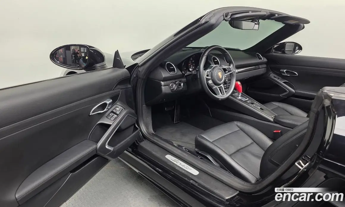 Porsche 718 2019 2.0 автомат (гидро), фото 13 Porsche 718 2019 2.0 автомат (гидро), фото 13