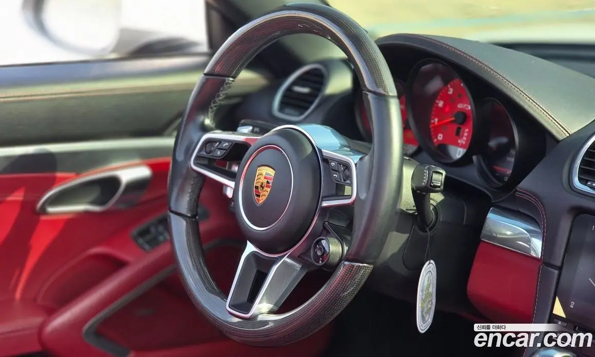 Porsche 718 2022 4.0 автомат (гидро), фото 8 Porsche 718 2022 4.0 автомат (гидро), фото 8