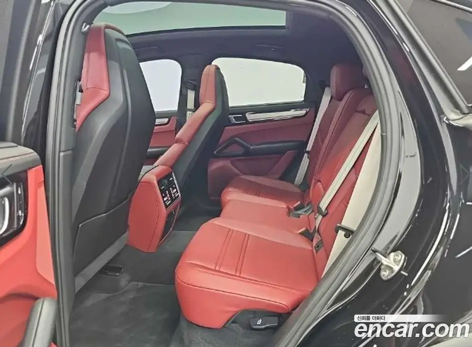 Porsche Cayenne 2023 3.0 автомат (гидро), фото 12