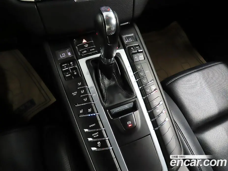 Porsche Macan 2018 2.0 автомат (гидро), фото 12 Porsche Macan 2018 2.0 автомат (гидро), фото 12