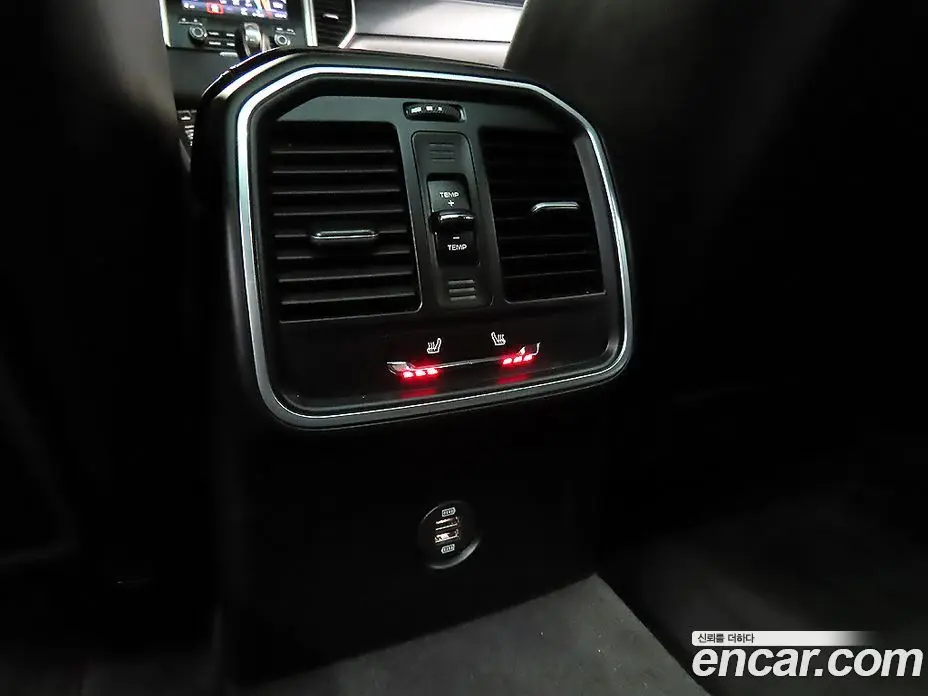 Porsche Macan 2018 2.0 автомат (гидро), фото 16 Porsche Macan 2018 2.0 автомат (гидро), фото 16