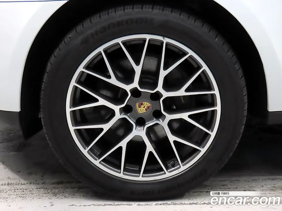 Porsche Macan 2018 2.0 автомат (гидро), фото 20 Porsche Macan 2018 2.0 автомат (гидро), фото 20