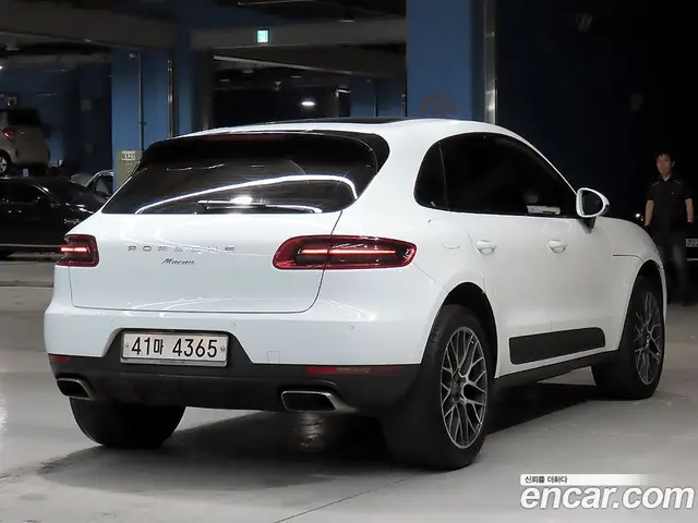 Porsche Macan 2018 2.0 автомат (гидро), миниатюра 4 Porsche Macan 2018 2.0 автомат (гидро), миниатюра 4