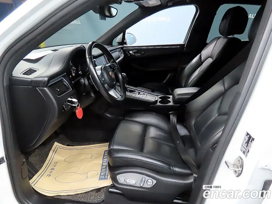 Porsche Macan 2018 2.0 автомат (гидро), фото 6 Porsche Macan 2018 2.0 автомат (гидро), фото 6