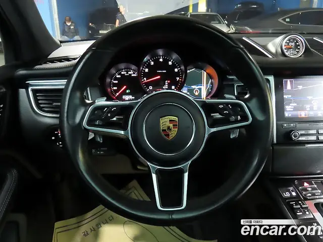 Porsche Macan 2018 2.0 автомат (гидро), миниатюра 9 Porsche Macan 2018 2.0 автомат (гидро), миниатюра 9