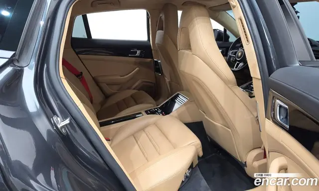 Porsche Panamera 2018 3.0 автомат (гидро), миниатюра 12