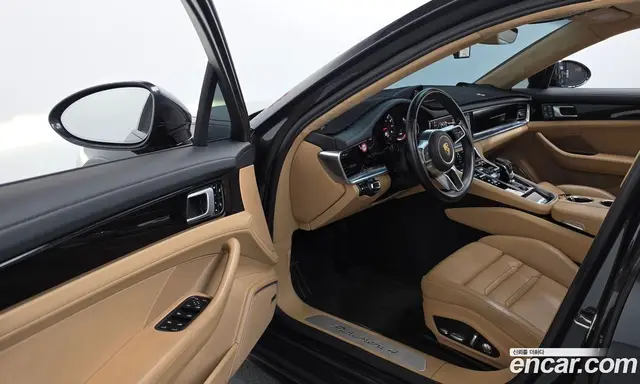 Porsche Panamera 2018 3.0 автомат (гидро), миниатюра 10 Porsche Panamera 2018 3.0 автомат (гидро), миниатюра 10