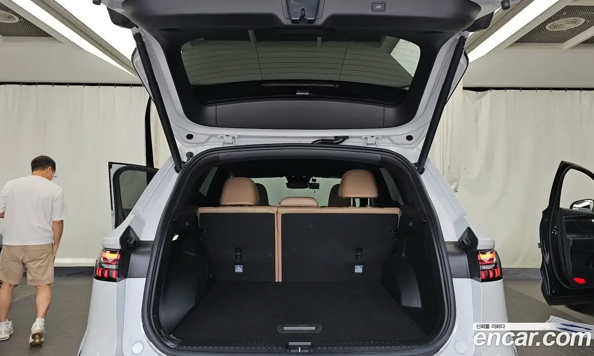 Renault (Samsung) Grand Koleos 2025 2.0 автомат (гидро), фото 26 Renault (Samsung) Grand Koleos 2025 2.0 автомат (гидро), фото 26
