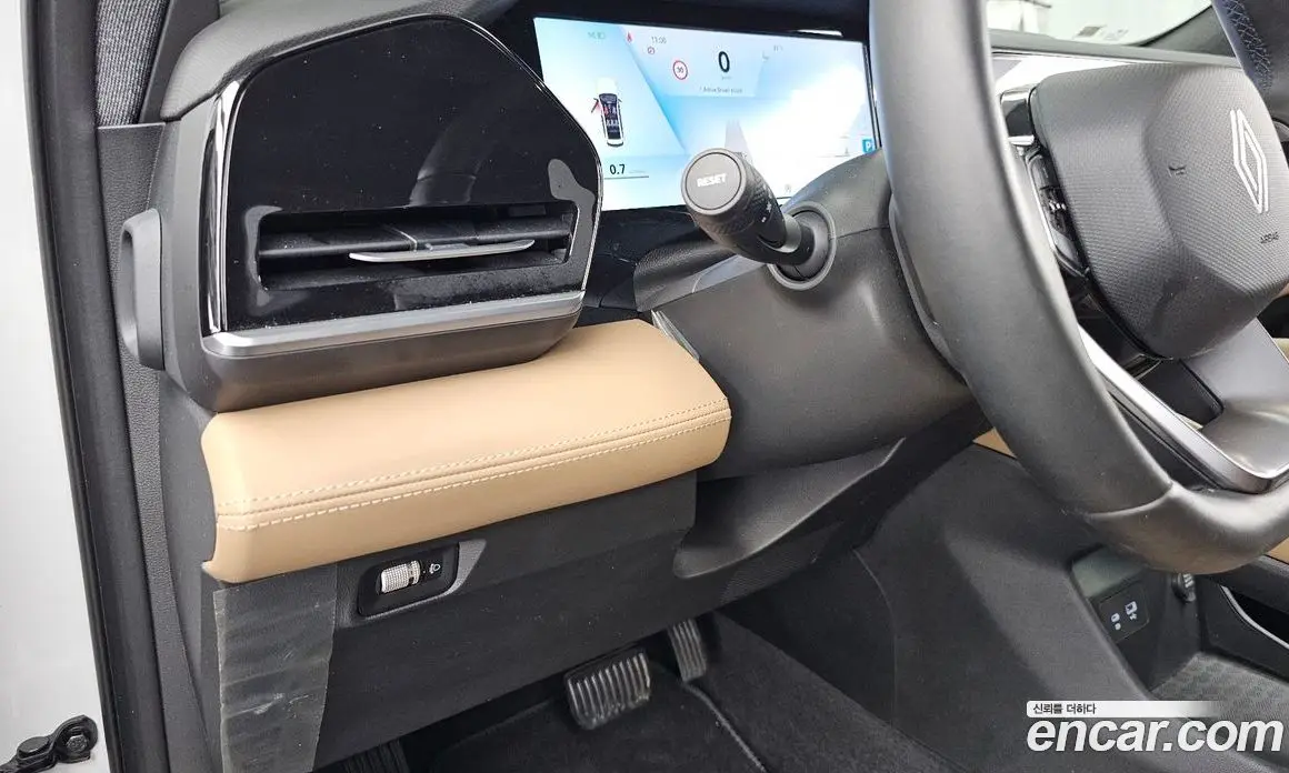 Renault (Samsung) Grand Koleos 2025 2.0 автомат (гидро), фото 28 Renault (Samsung) Grand Koleos 2025 2.0 автомат (гидро), фото 28