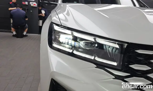 Renault (Samsung) Grand Koleos 2025 2.0 автомат (гидро), миниатюра 8 Renault (Samsung) Grand Koleos 2025 2.0 автомат (гидро), миниатюра 8