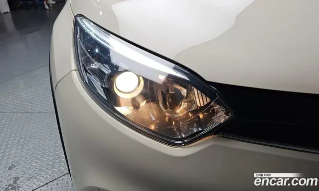 Renault (Samsung) QM3 2015 1.5 автомат (гидро), миниатюра 8