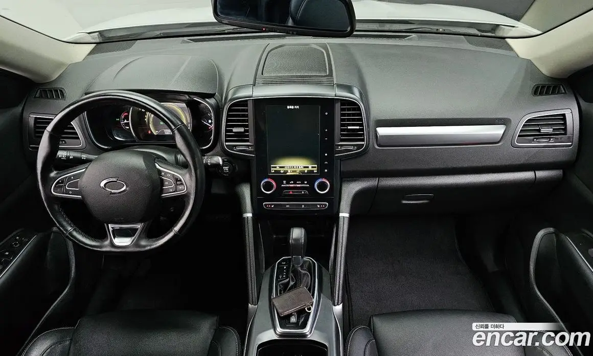 Renault (Samsung) QM6 2017 2.0 автомат (гидро), фото 10 Renault (Samsung) QM6 2017 2.0 автомат (гидро), фото 10