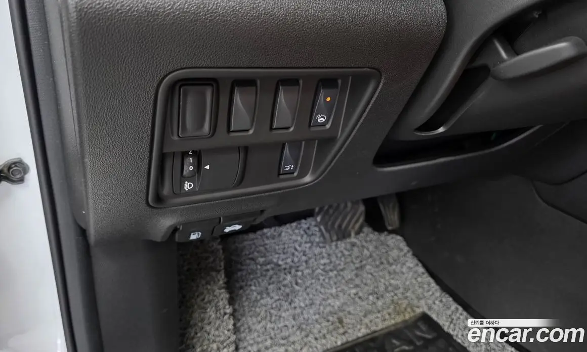 Renault (Samsung) QM6 2024 2.0 автомат (гидро), фото 28 Renault (Samsung) QM6 2024 2.0 автомат (гидро), фото 28