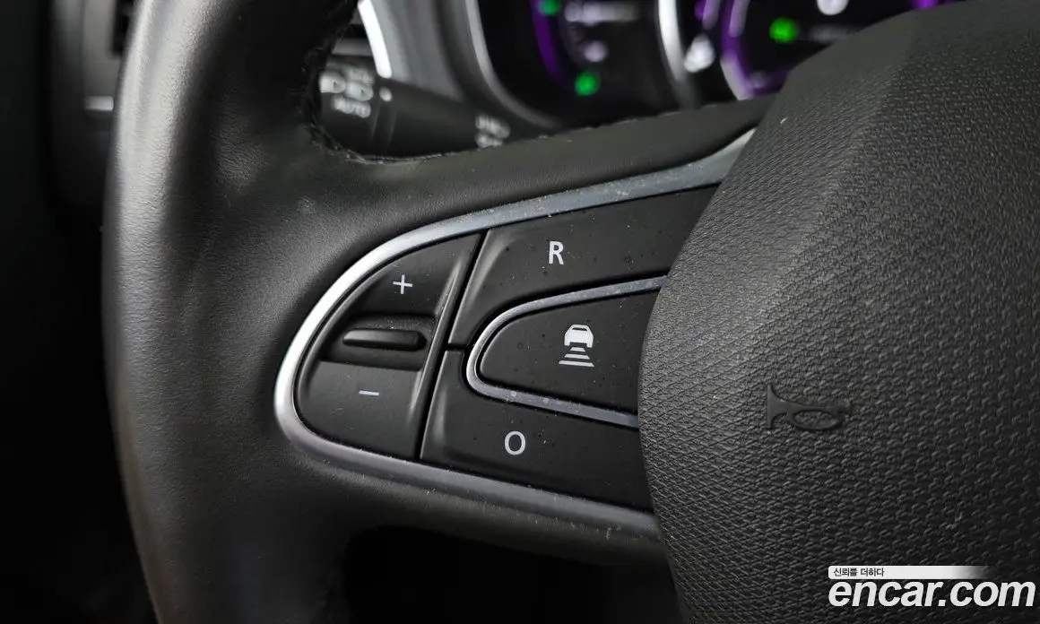 Renault (Samsung) QM6 2024 2.0 автомат (гидро), фото 34 Renault (Samsung) QM6 2024 2.0 автомат (гидро), фото 34
